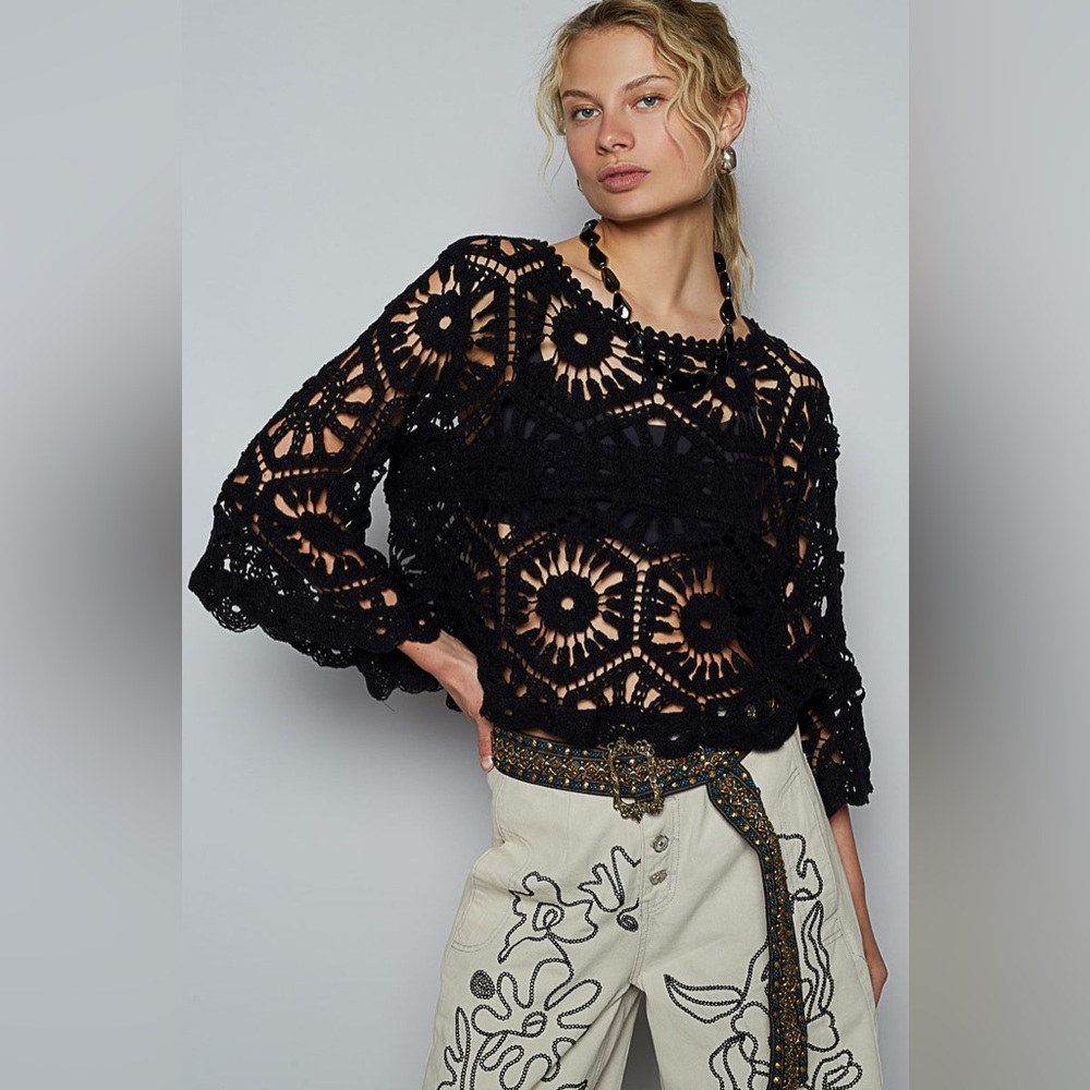 643. LAST 1! POL COST 🛑black crochet 3/4 sleeve knit top bohemian boho - Picture 4 of 6